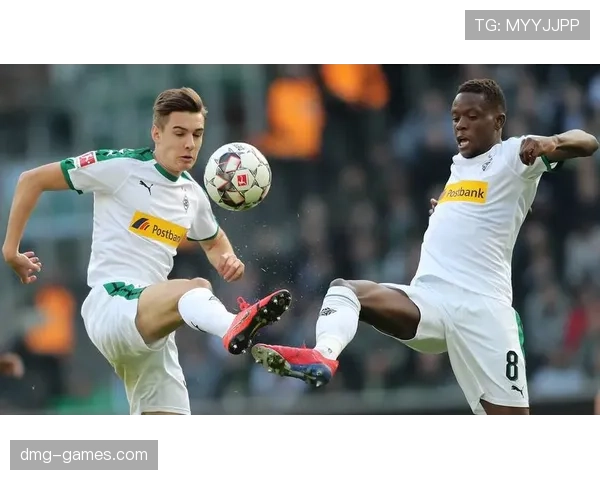 门兴高效反击战术引热议,进攻体系成焦点 门兴高效反击战术引热议,进攻体系成焦点