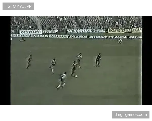 足球历史大盘：经典赛事与传奇球员的辉煌轨迹