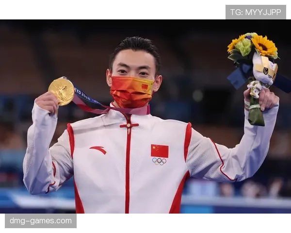 邹敬园这训练强度，一天四练还啃鸡胸肉，真不怕把自己练没了？